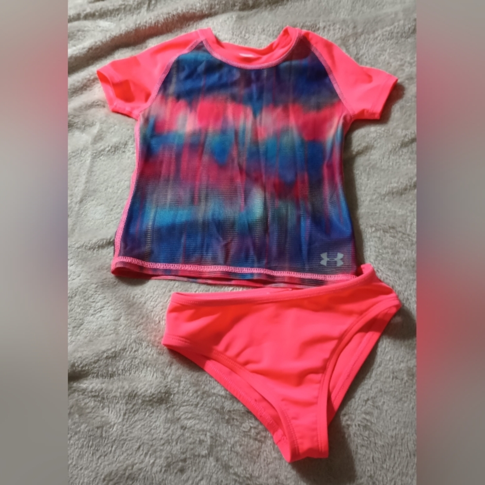 Under Armour Swim Heat Gear Size 4